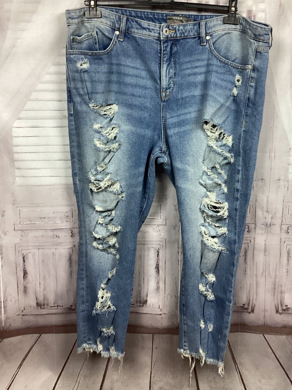 Torrid Distressed Blue Jeans Short 22